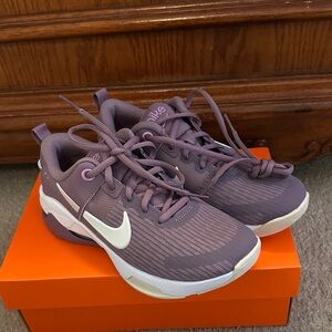 Nike Women's Plum and White Athletic Shoes